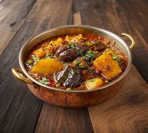 Aalu Baingan / Potato Brinjal Curry ( serve 1/2 )