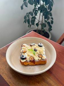 Berry Cream Toast