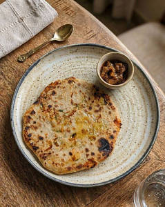 Aloo Pyaaz Paratha (tandoori)