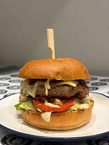 G.o.a.t. Flip Burger