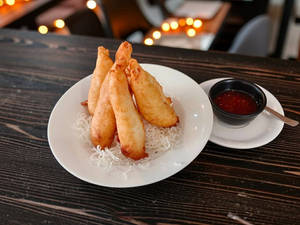 Golden Fried Prawn (6 Pcs.)