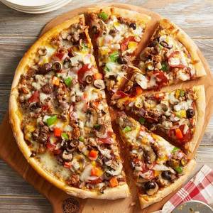 Thadi Special Loaded Pizza