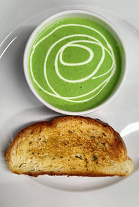 Creme De Broccoli Soup