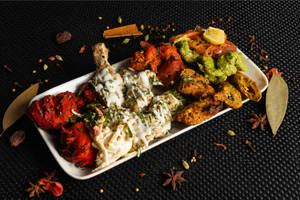 Tandoori Chicken Platter (16 Pcs)