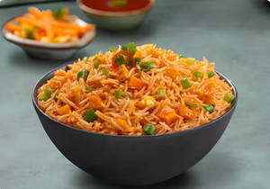 Hr Schezwan Fried Rice [500 Ml]