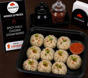 Spicy Chilli Chicken Momos [8 Pieces Steamed]