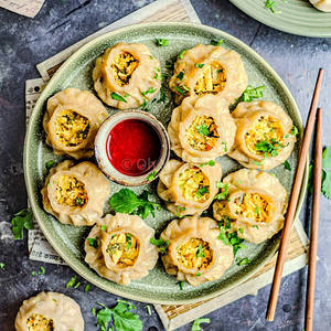 Paneer Bhurji Momos [8 Pieces Steamed]