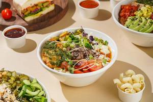 Pasta 114 Chicken Bowl