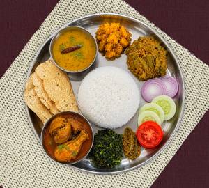 Chicken thali