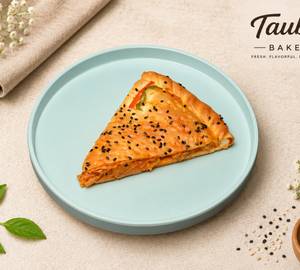 Chicken Szcheuan Pie [ 1 Pc ]