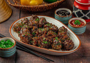 Hr Veg Manchurian Dry [500 Ml]