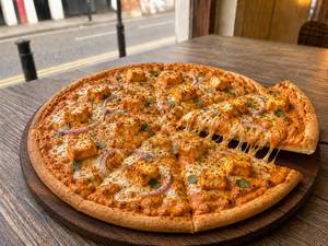 Makhani Paneer Pizza