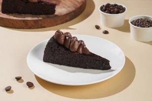 The Hum Chocolate Cake