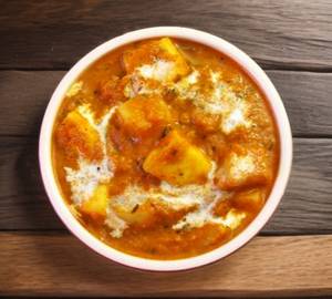 Allu paneer full plate gravy.60.gram paneer.