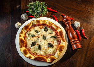 11" Quattro Formaggi Pizza