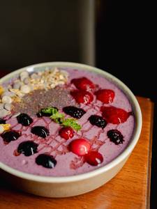Berries Smoothie Bowl