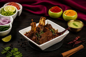 Mutton Bhuna [3 Pcs]