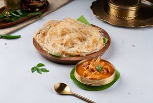 2pcs Nool Porotta Chicken Curry