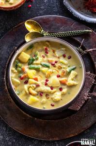 Navratan Curry