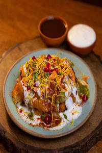 Aloo Tikki Chaat
