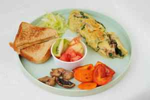 Mushroom & Spinach Omelette Breakfast Sets