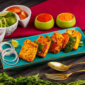 Achari Paneer Tikka [4 Pcs]