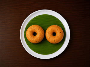 Sambhar Vadai [2 Pieces]
