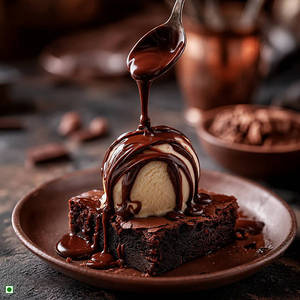 Vanilla Brownie With Hot Chocolate Sundae