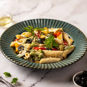 Alfredo White Sauce Pasta
