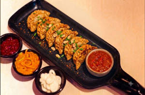 Chicken Peri Peri Momos Fried