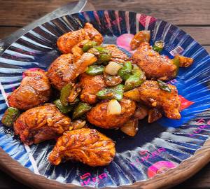 Chilli Paneer Momos