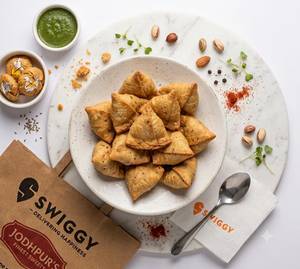 Dry Samosa ( 300 Gm )