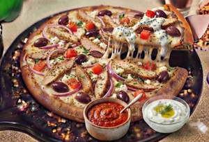 Greak Style Chicken Pizza