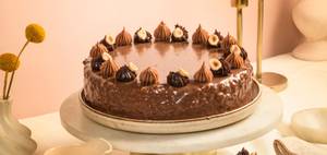 Nutella Hazelnut Cake