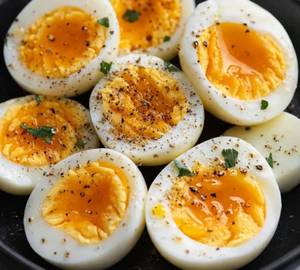 Boiled egg with chutney [1 piece]