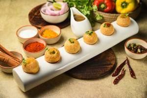 Ananas Puchka With Guava Mary
