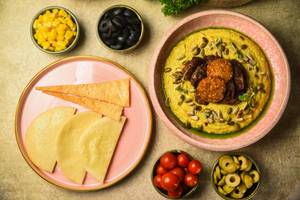 Pumpkin Hummus With Lavash