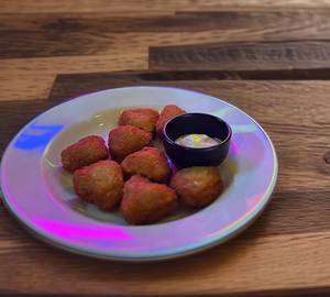 Chicken Nuggets (8Pc)