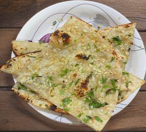 Garlic butter naan