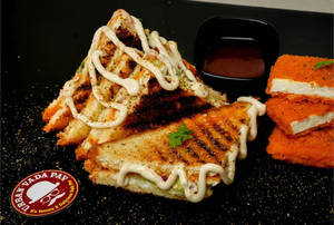 Chatpata Paneer Sandwich