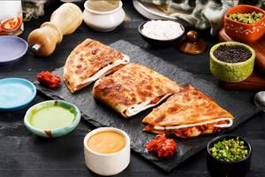 Chaap 65 Cheese Naan Melt