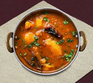Bhandara Aloo With 6 Pcs Poori