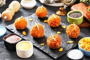 Special Kurkure Veg Momos