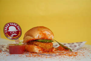 Chilli Potato Vada Pav