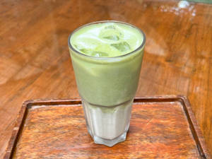 Iced Matcha Latte