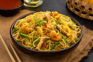 Garlic Noodles Nonveg