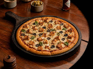 Grilled Chicken Pan Pizza