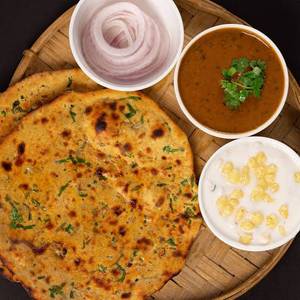 Dal Makhani with Missi Roti