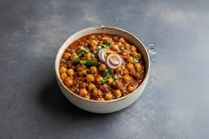 Chole Per Plate