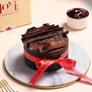 CHOCOLATE SIN BENTO CAKE